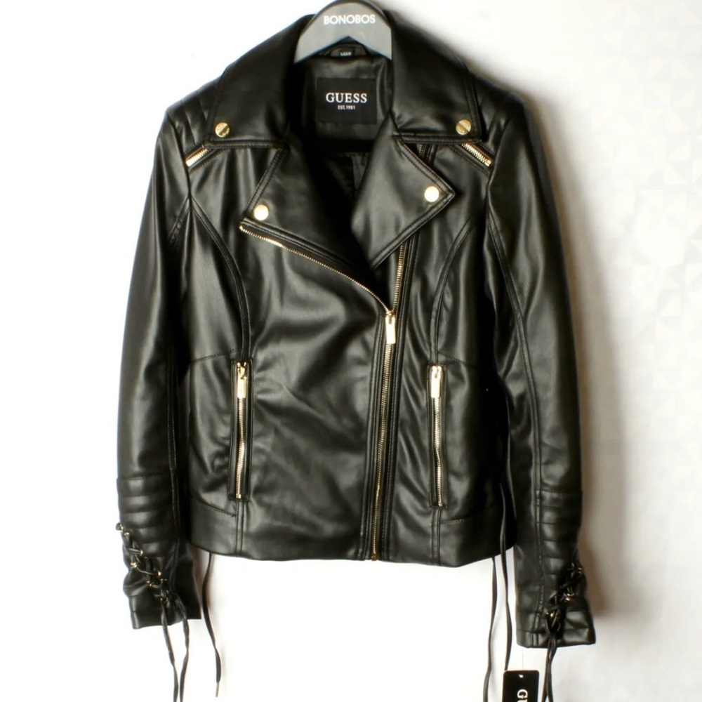 SOLD ❌!!! Guess Jacket